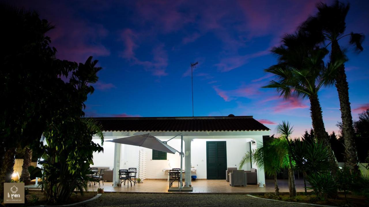 Bed and Breakfast Li Pumi Alliste Exterior foto