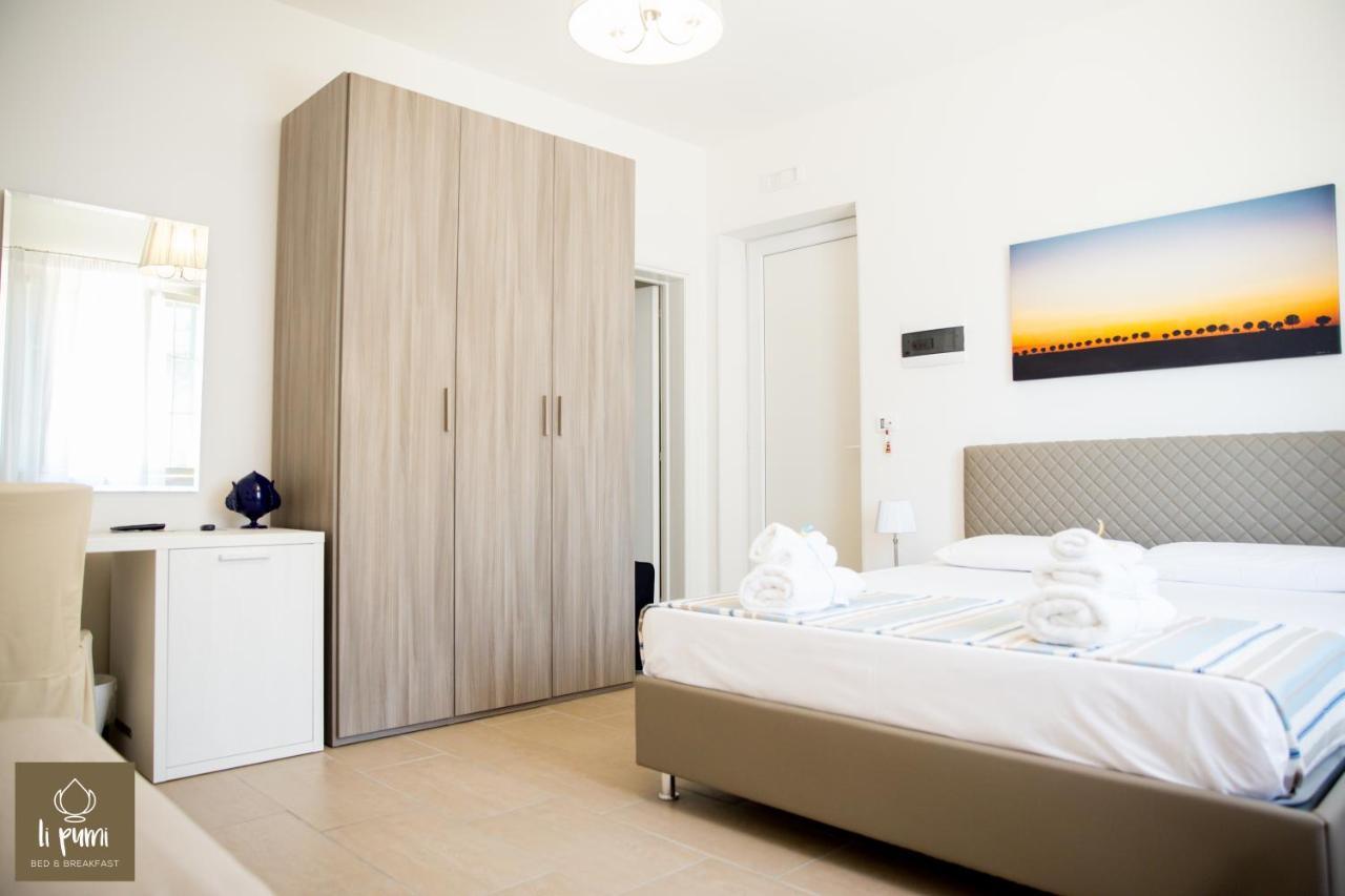 Bed and Breakfast Li Pumi Alliste Exterior foto